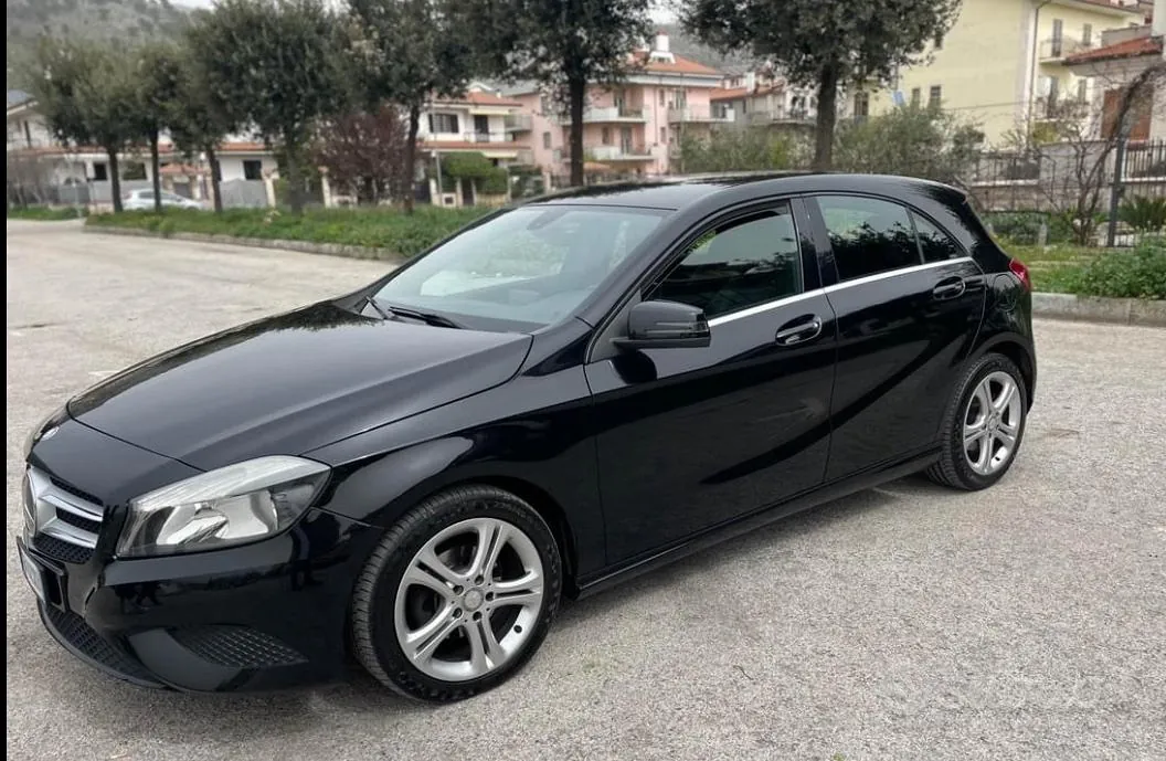 Mercedes-Benz A 2014 photo 3