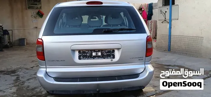 Chrysler Voyager 2004 photo 4