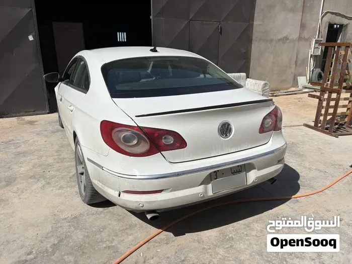 Volkswagen Passat 2012 photo 3