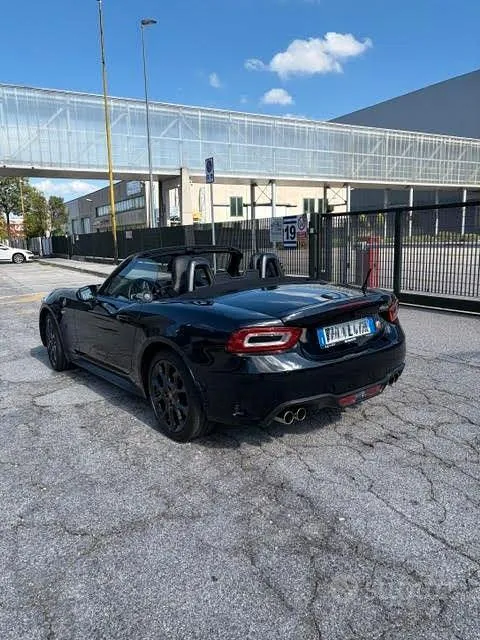 Abarth 124 Spider 2019 photo 2