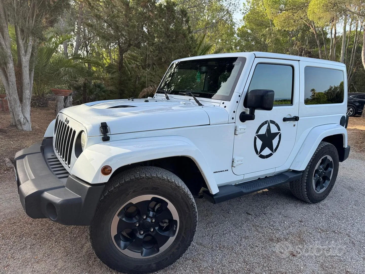 Jeep Wrangler 2015 photo 2