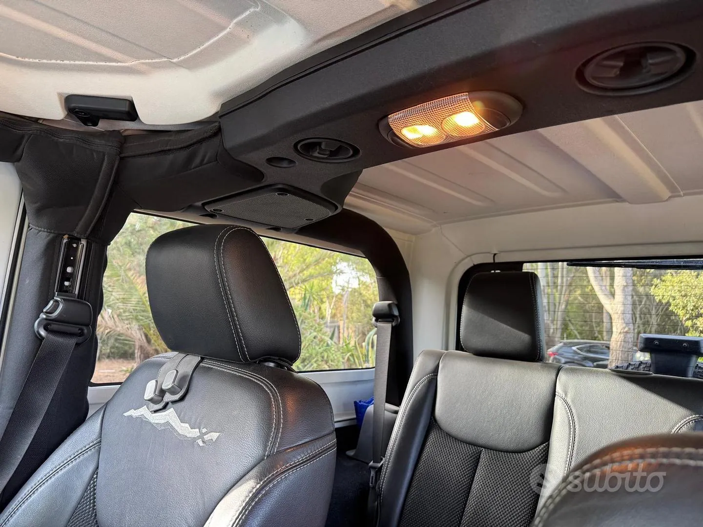 Jeep Wrangler 2015 photo 4