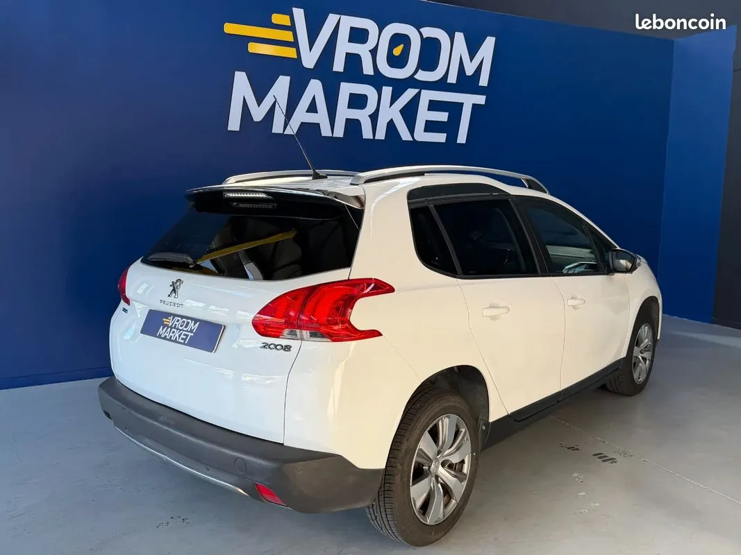 Peugeot 2008 2016 photo 3
