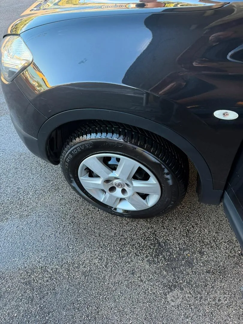 Nissan Qashqai 2011 photo 5