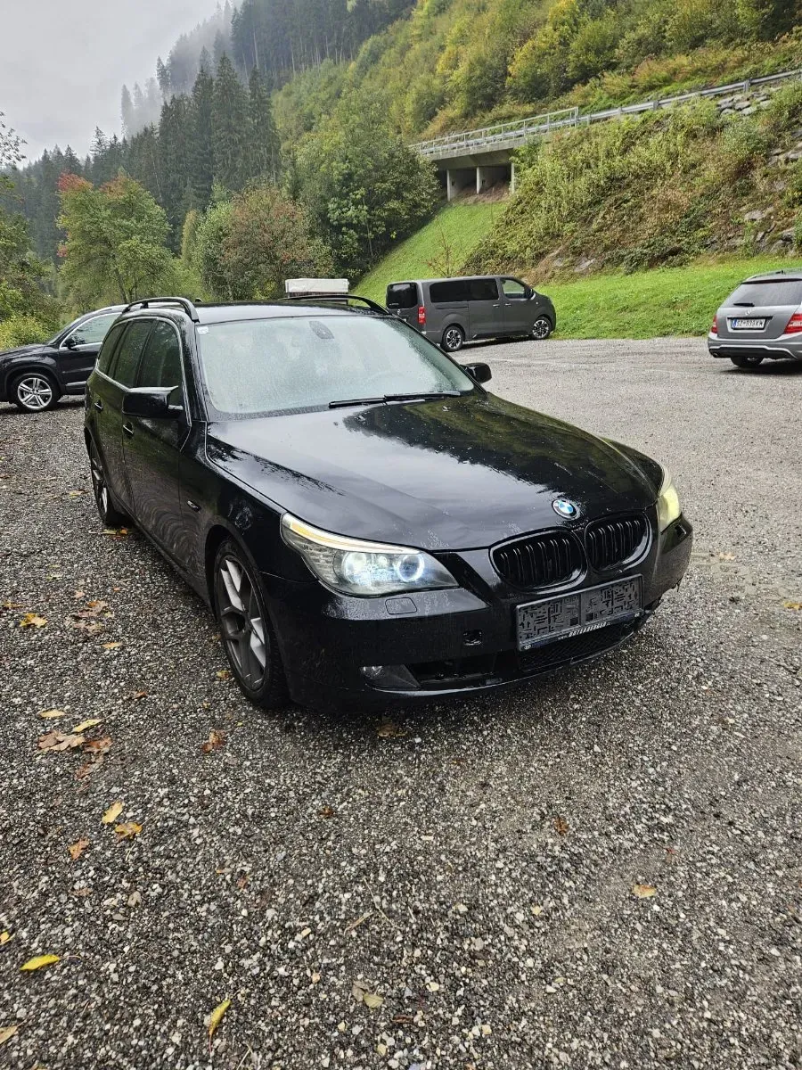 BMW 5 Series 2007 photo 2