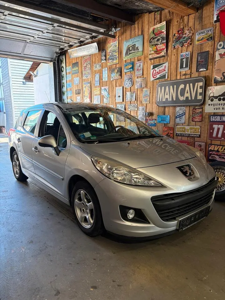 Peugeot 207