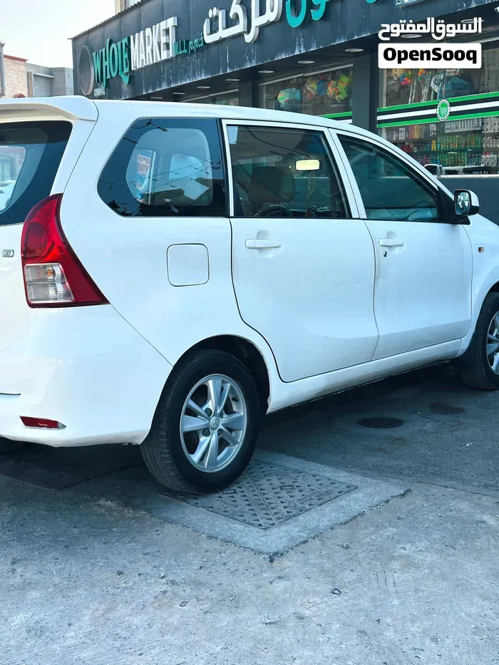 Toyota Avanza 2015 photo 3