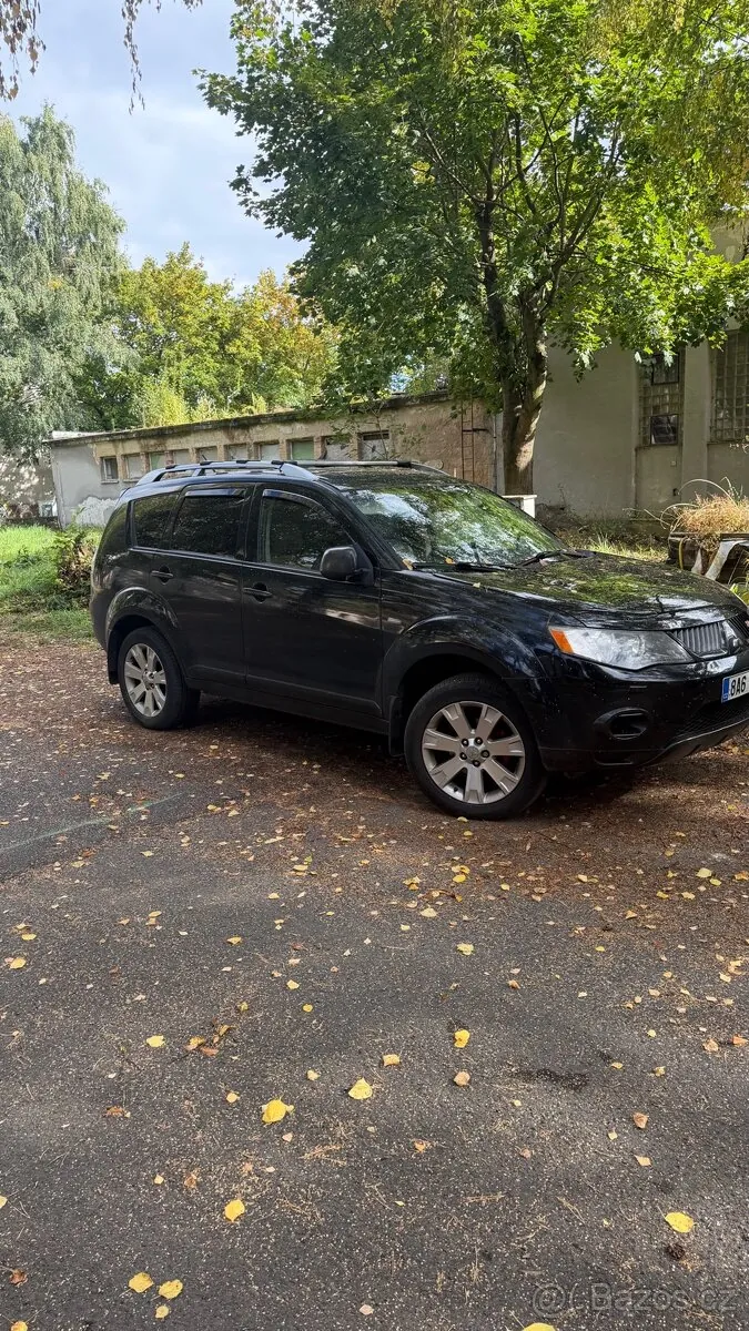 Mitsubishi Outlander 2008 photo 2
