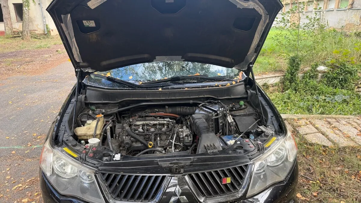 Mitsubishi Outlander 2008 photo 4