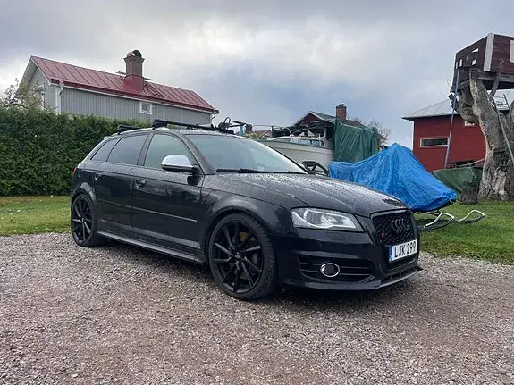 Audi S3 2009 photo 2