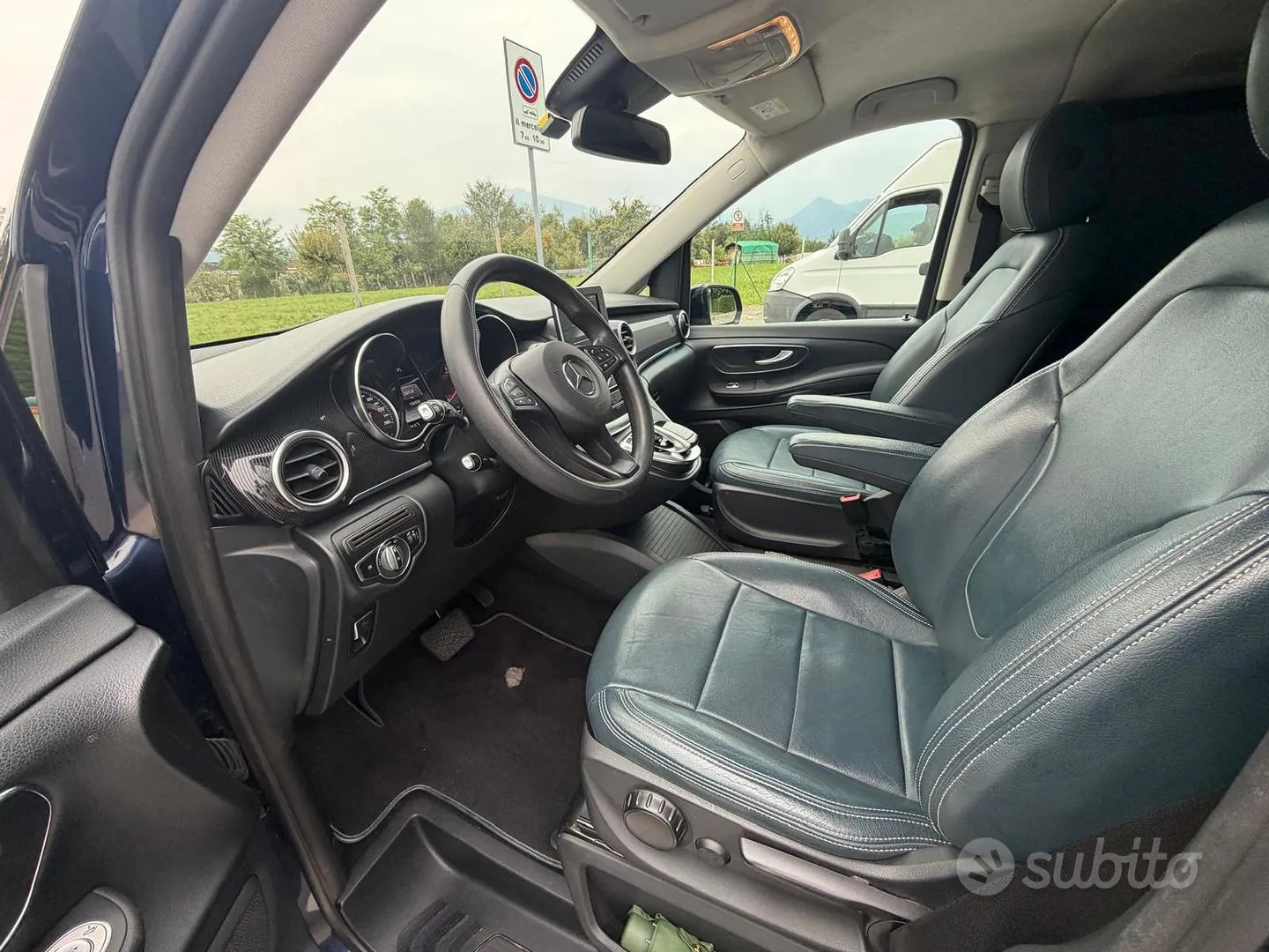 Mercedes-Benz Class V 2019 photo 3