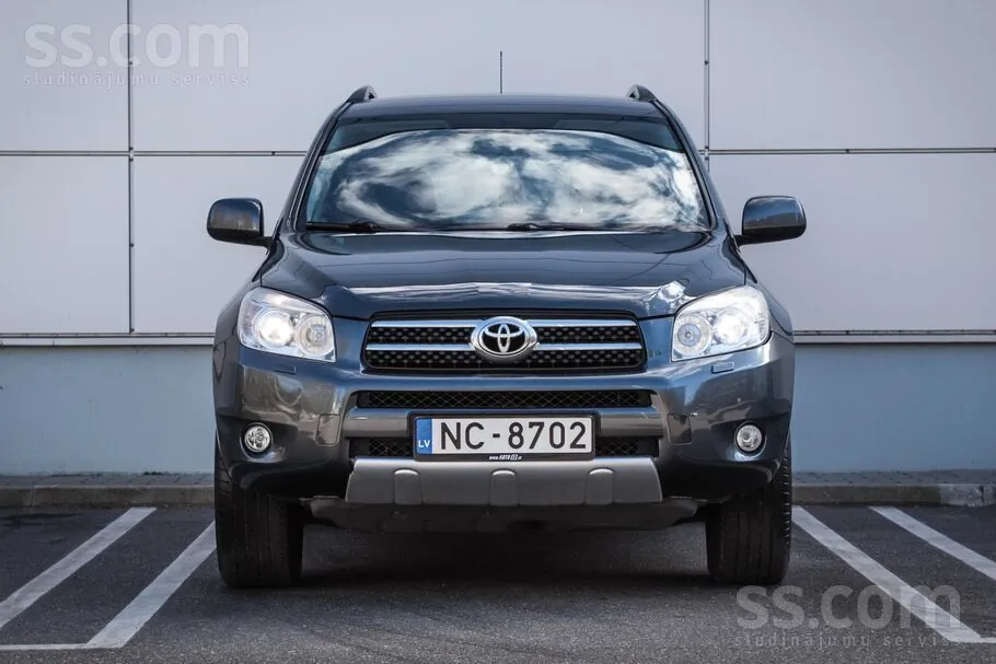 Toyota Rav4 2008 photo 2