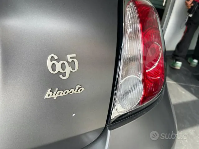 Abarth 695 2016 photo 3