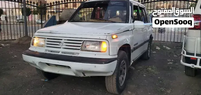 Suzuki Grand Vitara 1992 photo 3