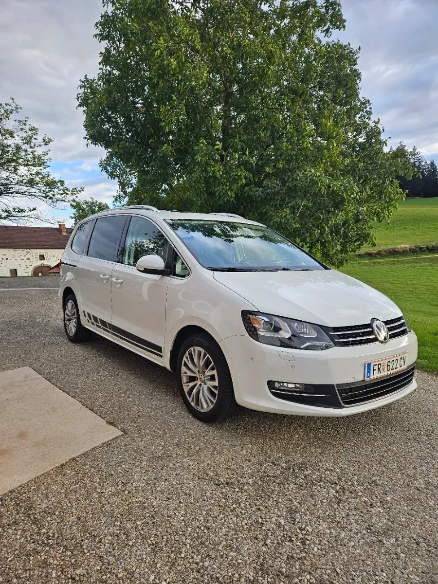 Volkswagen Sharan 2016 photo 2