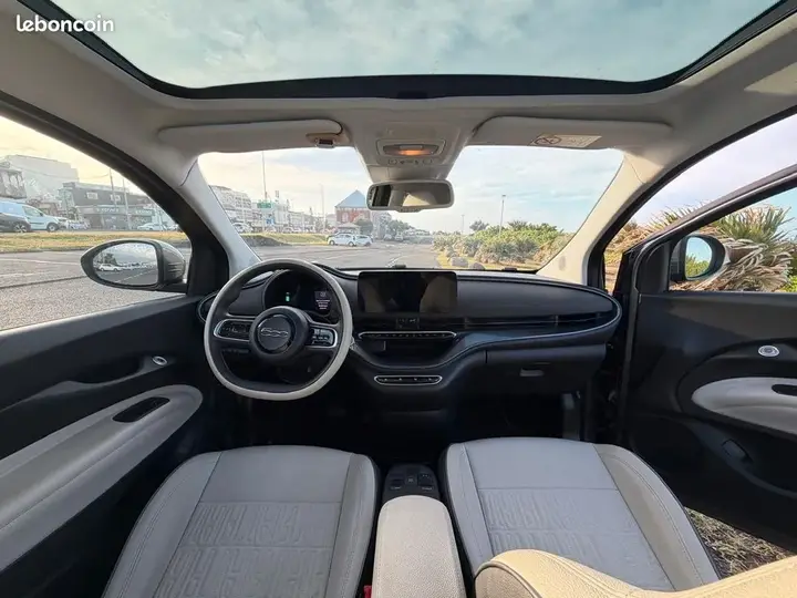 Fiat 500 2022 photo 2