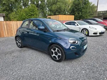 Fiat 500E 2022 photo 2