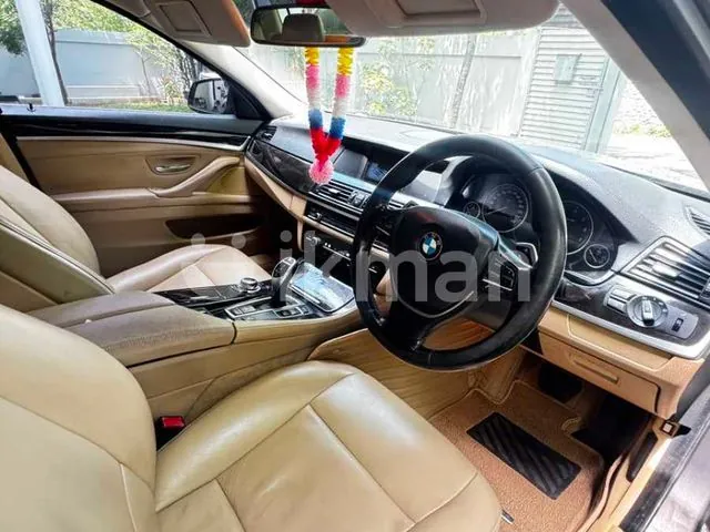 BMW 528I 2011 photo 4