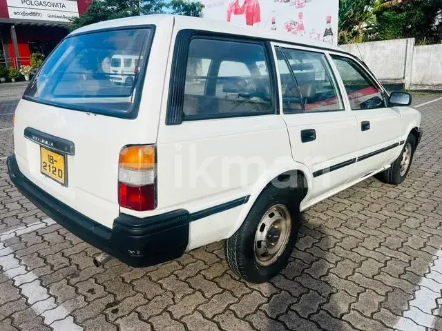 Toyota Corolla 1992 photo 5