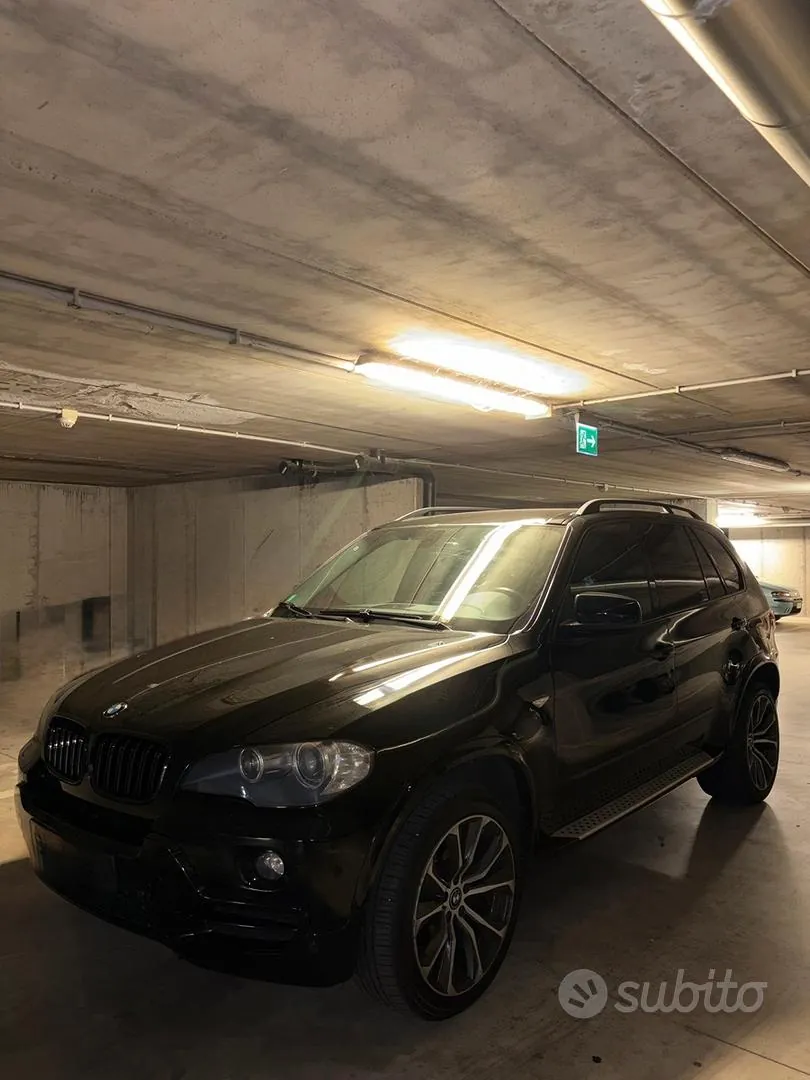 BMW X5 2009 photo 2