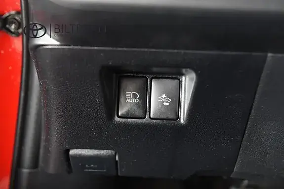 Toyota Yaris 2016 photo 5