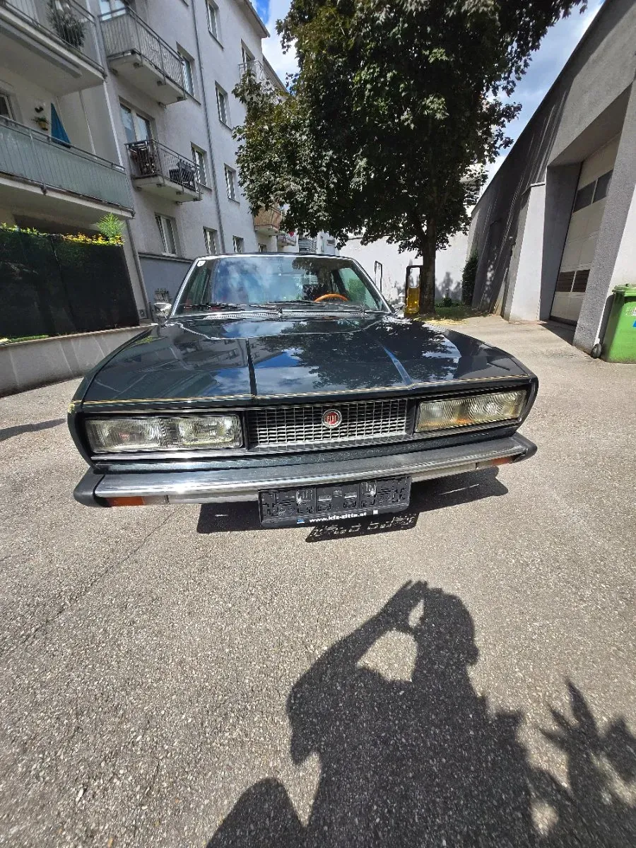Fiat Fiat 130 Coupe 3200 Pininfarina 1973 photo 2