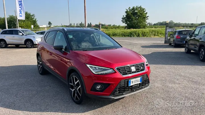 Seat Arona 2018 photo 3