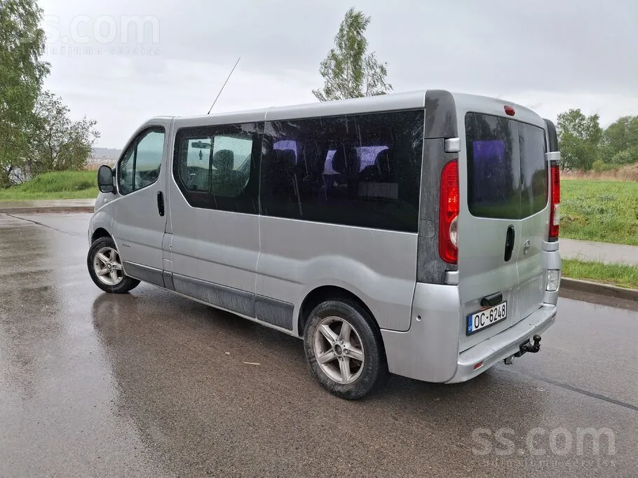 Renault Trafic 2011 photo 5
