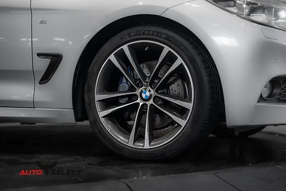 BMW 320I 2017 photo 3
