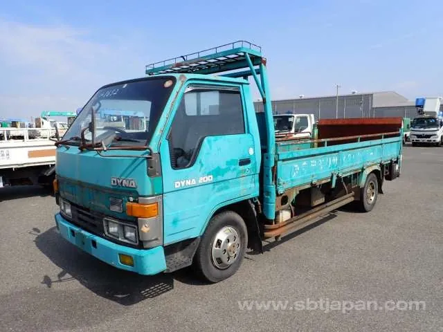 Toyota Dyna 1993 photo 2
