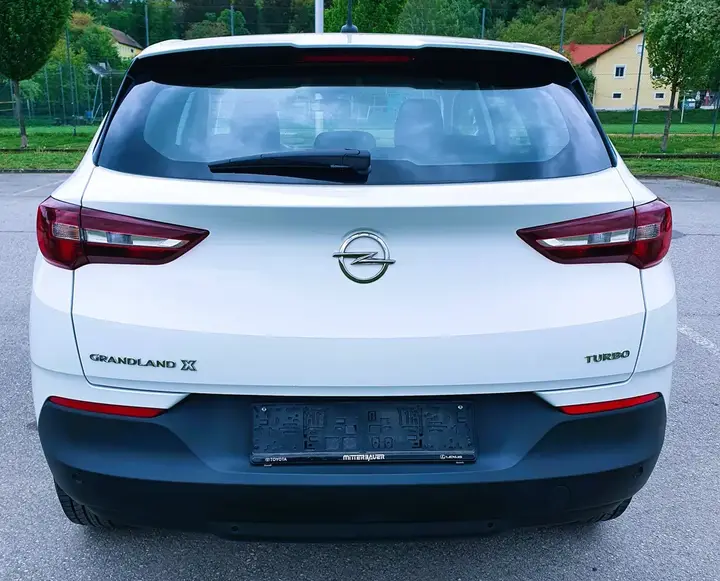Opel Grandland X 2019 photo 3