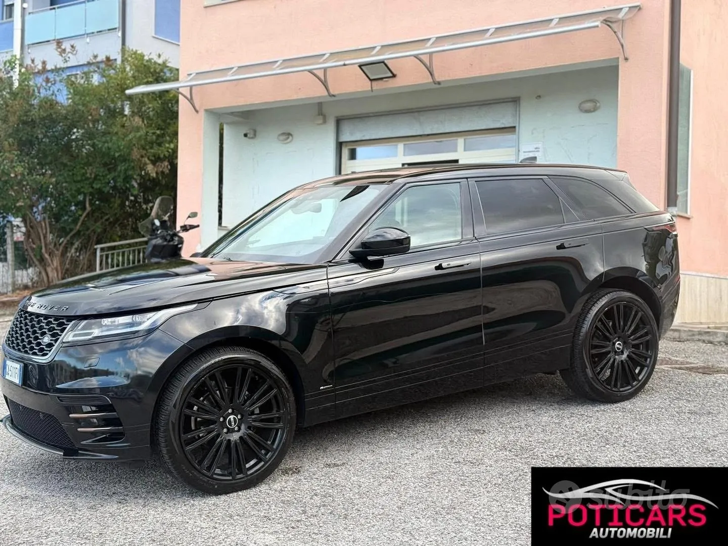 Land Rover Range Rover Velar 2020 photo 3