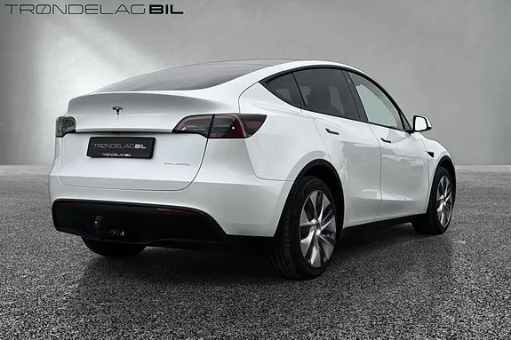 Tesla Model Y 2024 photo 5
