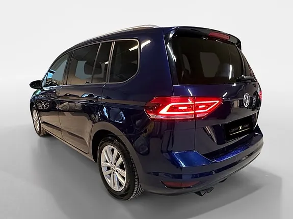 Volkswagen Touran 2016 photo 3
