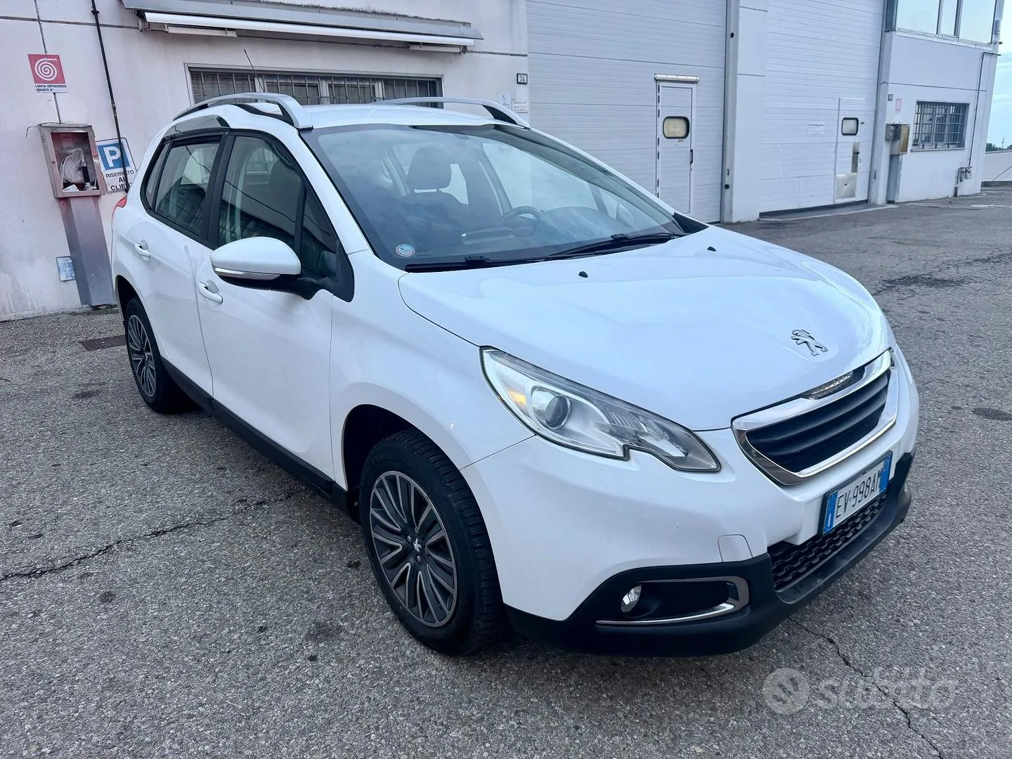 Peugeot 2008 2014 photo 3