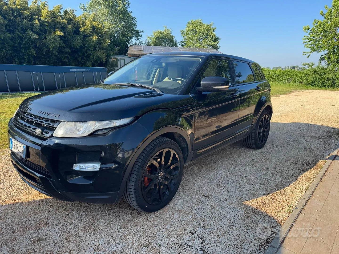 Land Rover Range Rover Evoque 2012 photo 3