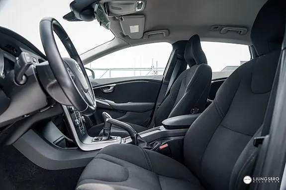Volvo V40 2014 photo 4