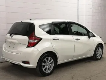 Nissan Note 2019 photo 3