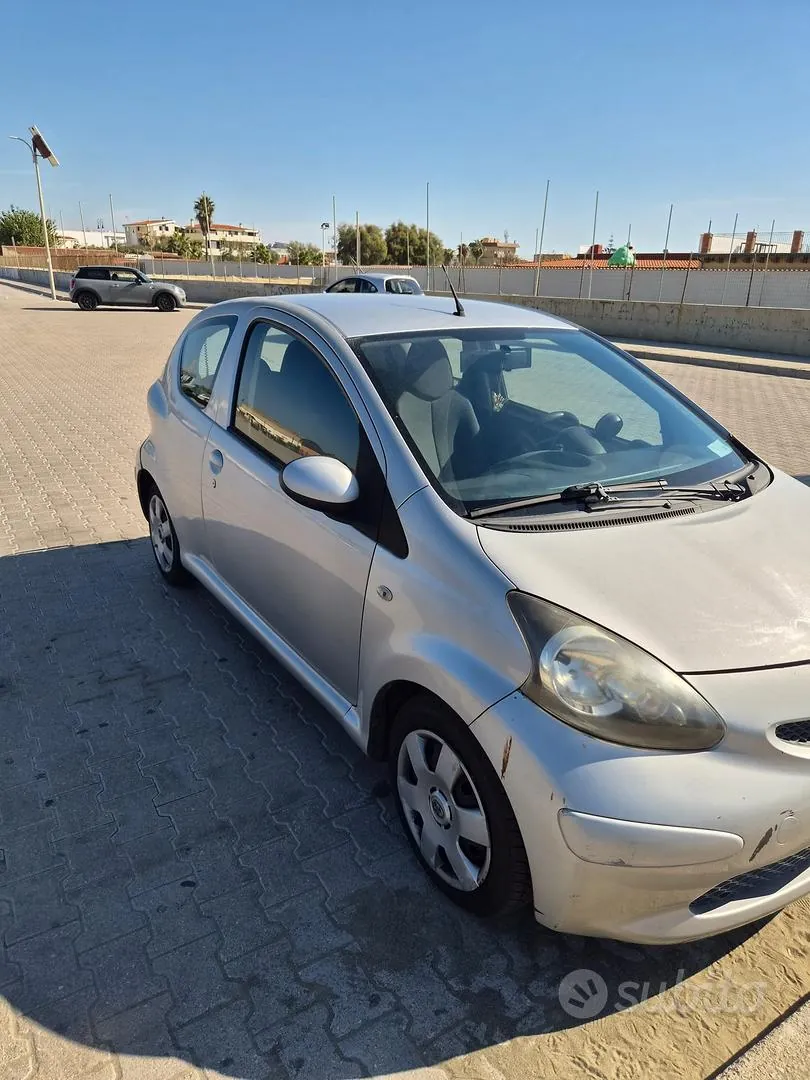 Toyota Aygo 2006 photo 2