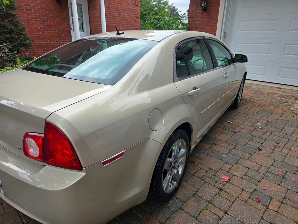 Chevrolet Malibu 2009 photo 3