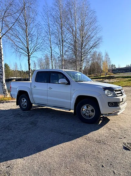 Volkswagen Amarok 2013 photo 2
