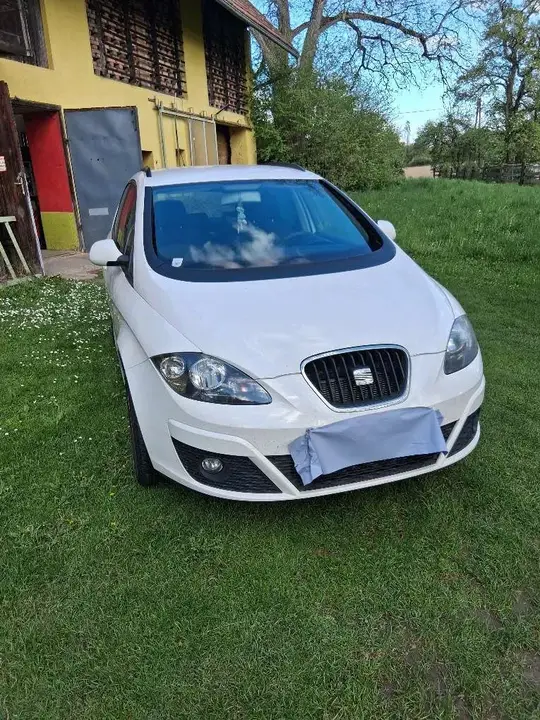 Seat Altea Xl 2011 photo 2