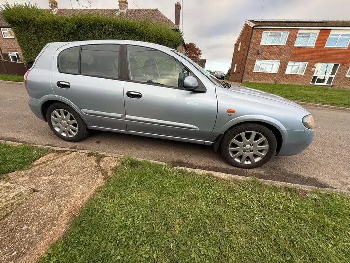 Nissan Almera 2004 photo 5