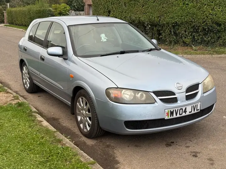 Nissan Almera 2004 photo 3