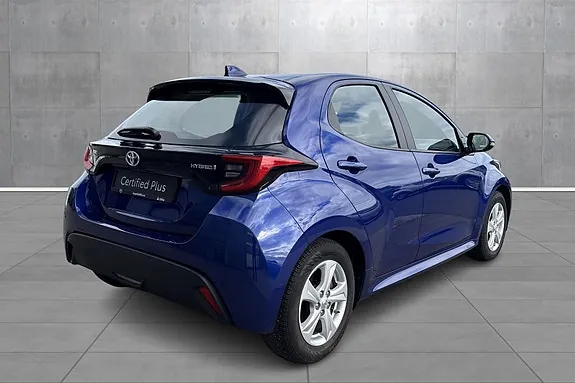 Toyota Yaris 2023 photo 5