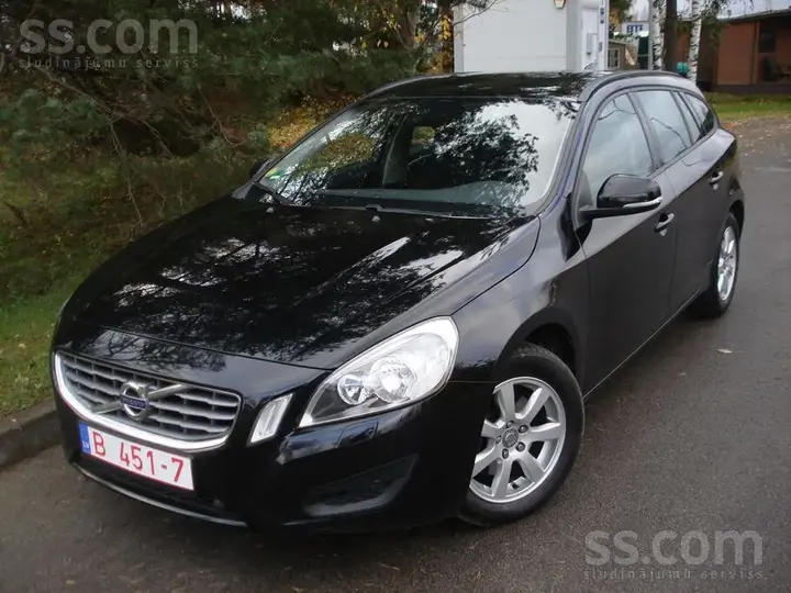 Volvo V60 2011 photo 2