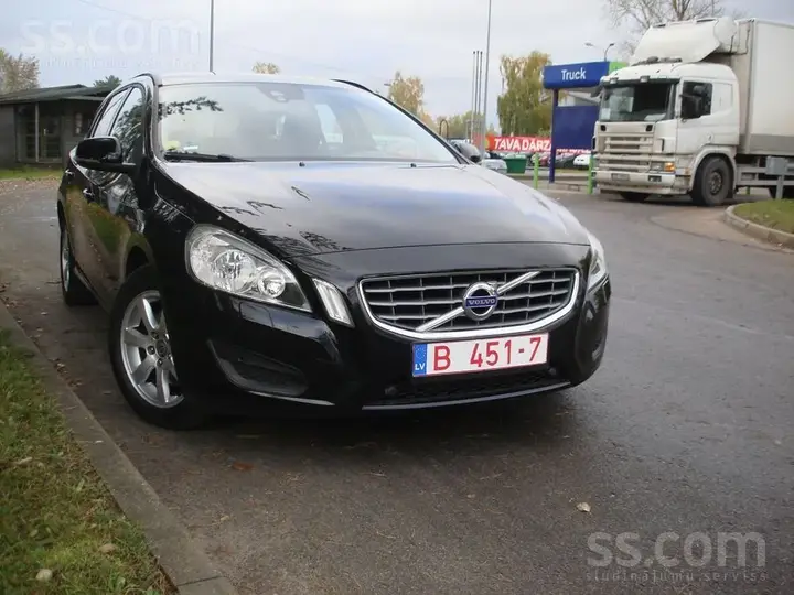 Volvo V60