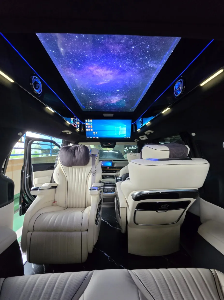 Kia 더 뉴 카니발 4세대 2025 photo 4