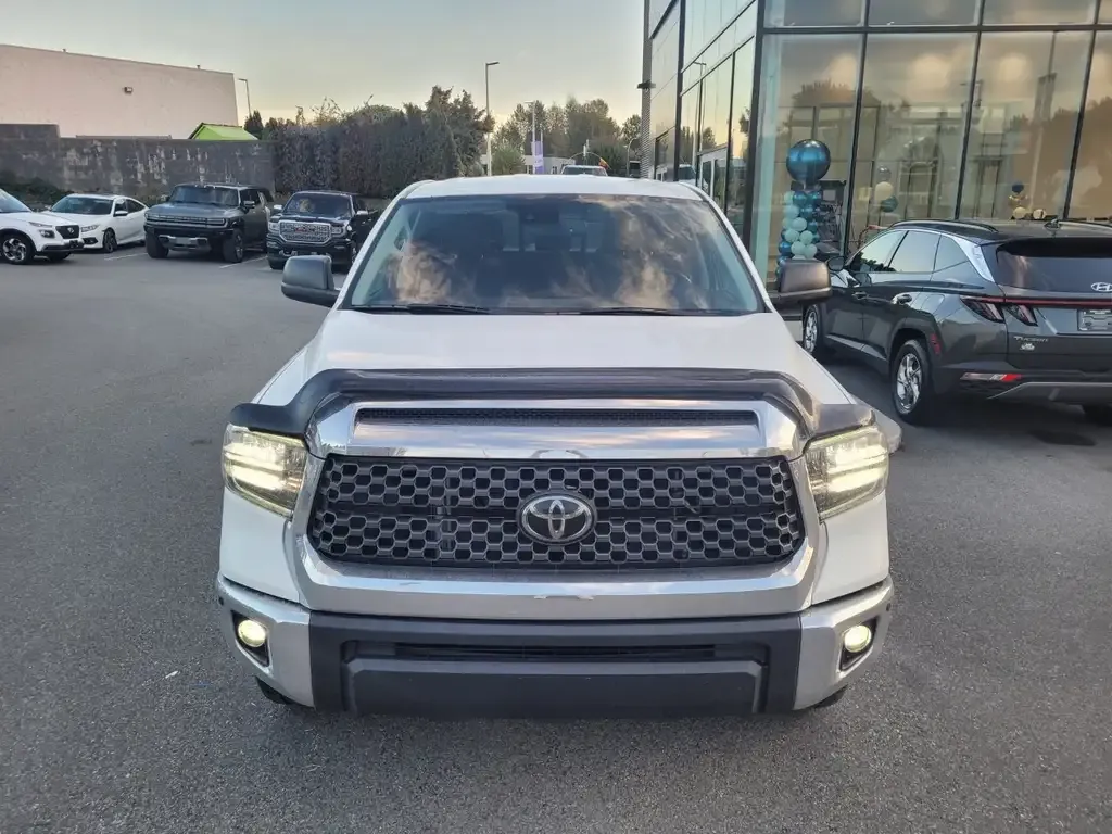 Toyota Tundra 2021 photo 2