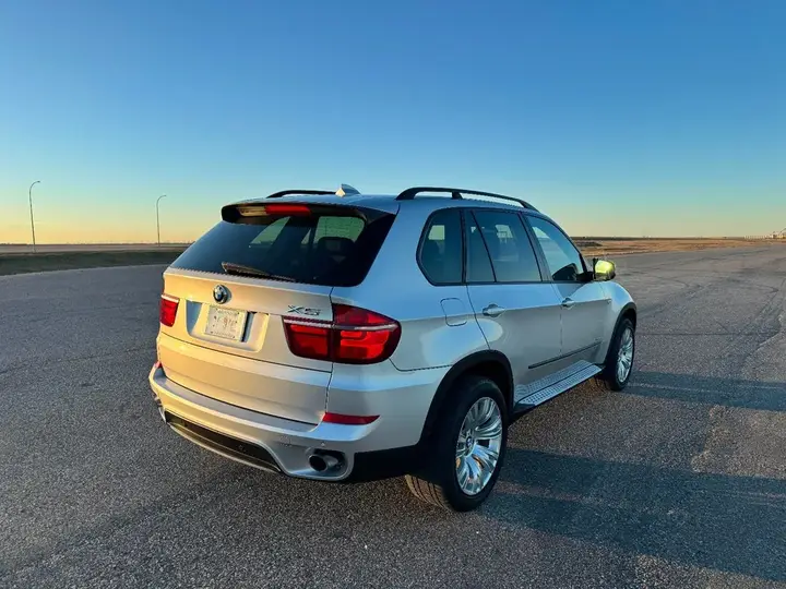BMW X5 2012 photo 2